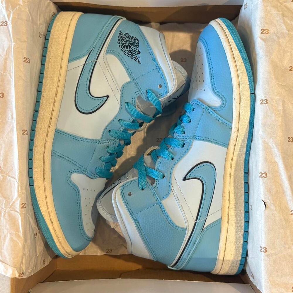 Jordan 1 Mid SE in Ice Blue on Baby Blue Women's Size 8.5